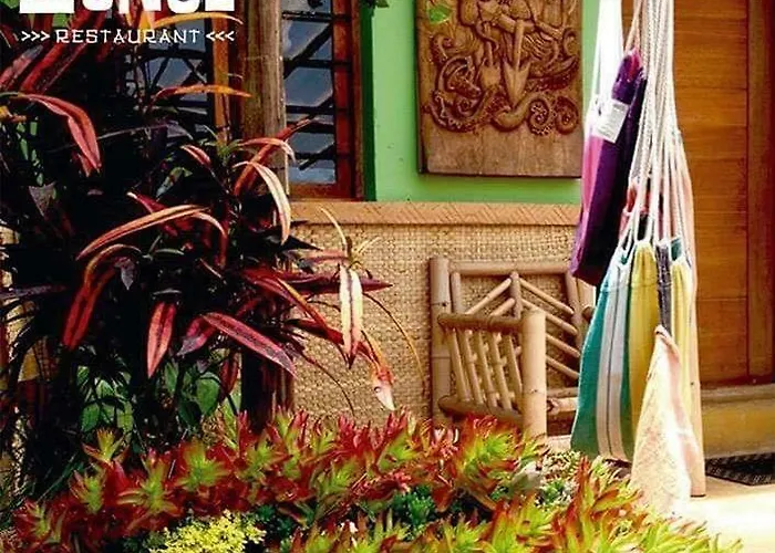 Tiki Lounge